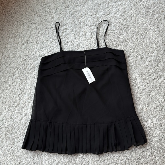Banana Republic Tops - Banana Republic Black Pleated Chiffon Camisole Top Size XS